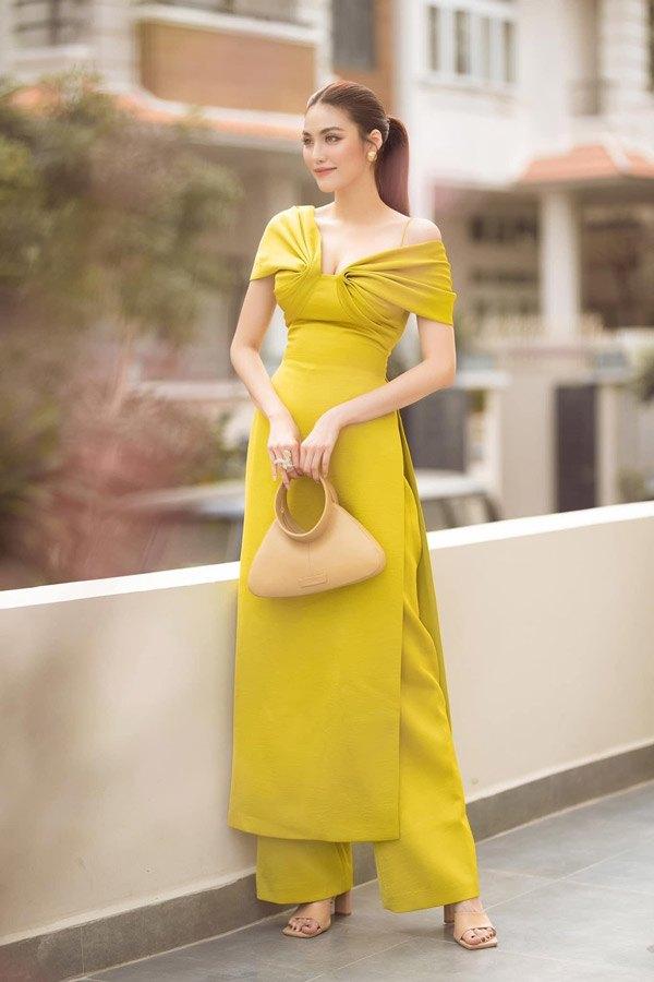 Mặc chung áo dài với Lan Khuê, Khánh Vân bị chê nhạt nhẽo-2