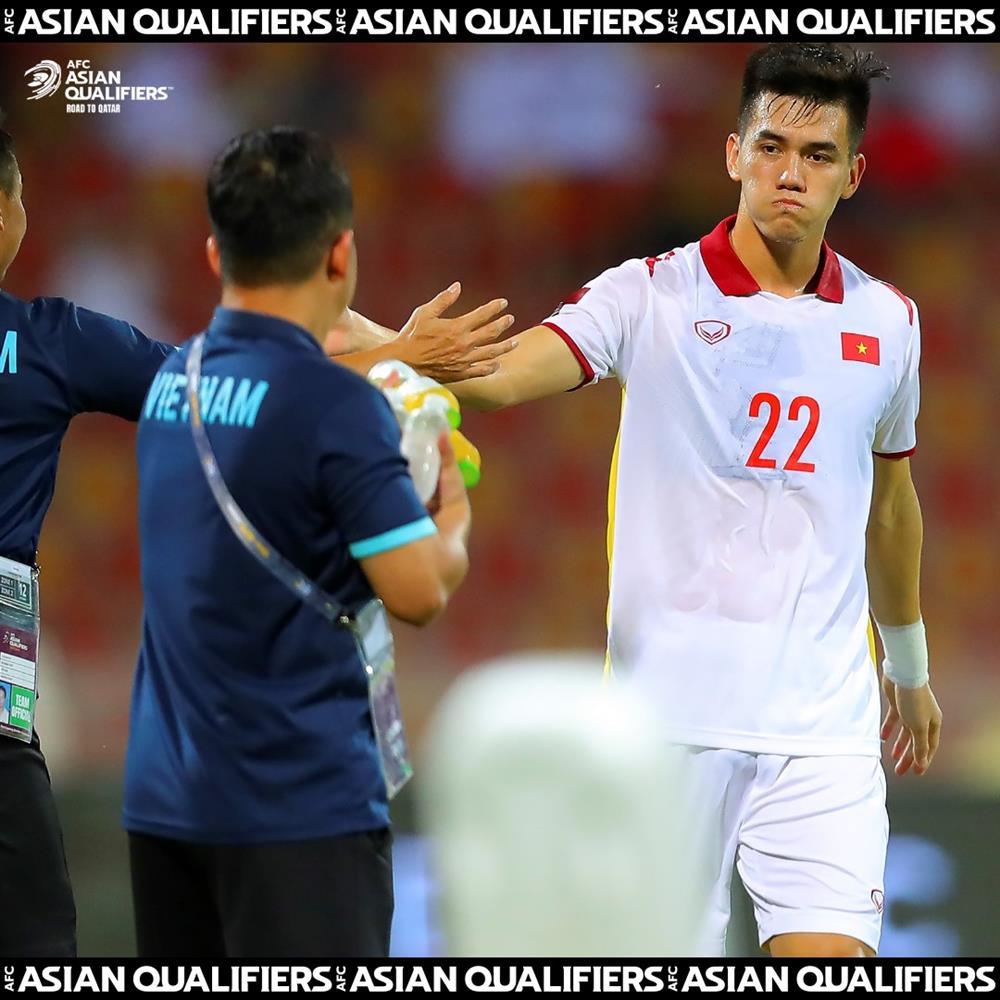 HLV Park Hang-seo đãng trí, quên Tiến Linh ghi bàn ở World Cup-1