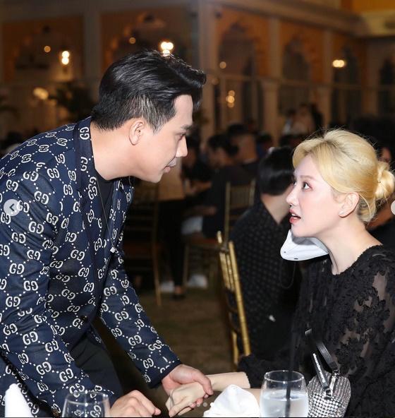 Hết hồn gương mặt trắng bệch của Hari Won trong ảnh cẩu lương-5