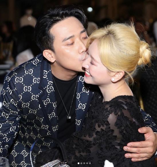 Hết hồn gương mặt trắng bệch của Hari Won trong ảnh cẩu lương-1