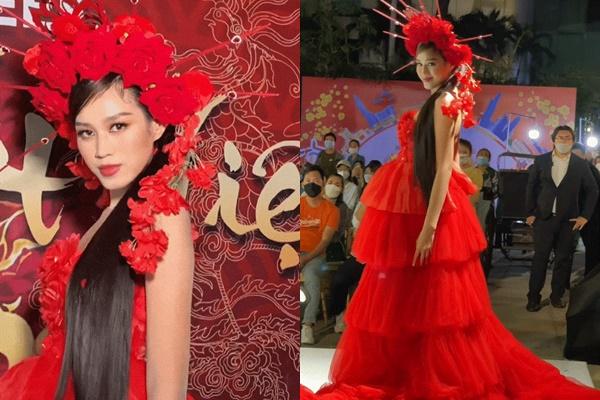 Mặc nguyên cây đen đi chúc Tết, Đỗ Thị Hà bị nhắc nhở-8