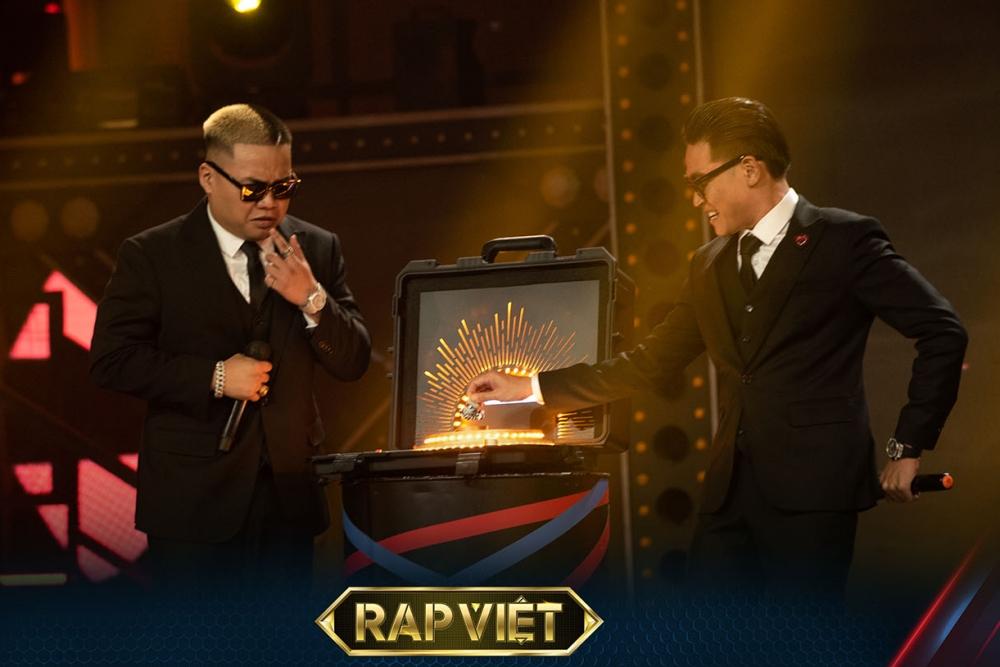 Seachains giành ngôi quán quân Rap Việt mùa 2-2