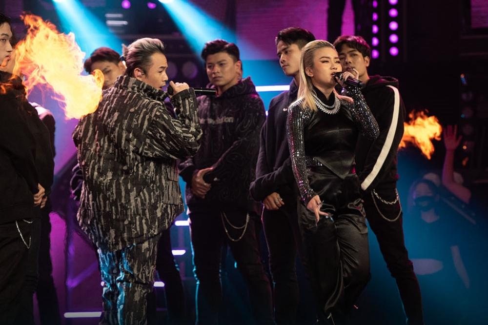 Binz gửi gắm tâm sự đời trai khi kết hợp cùng trò cưng Kellie-2