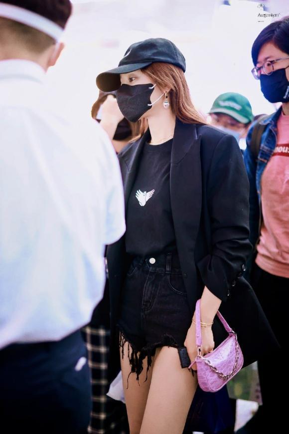 Tần Lam sở hữu body tỷ lệ vàng khó tin, 43 mà như gái đôi mươi-6