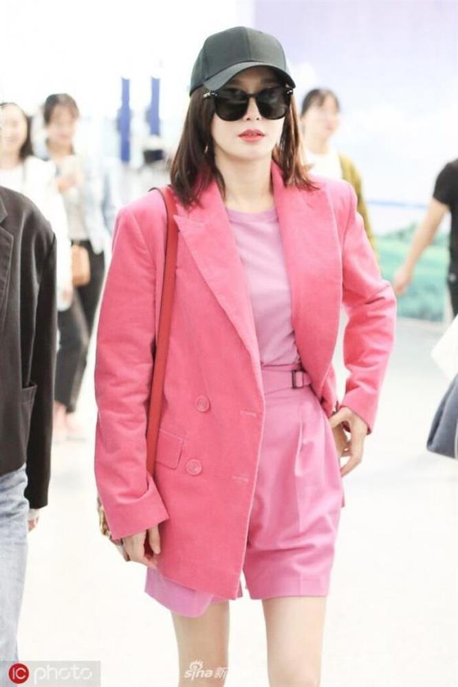 Tần Lam sở hữu body tỷ lệ vàng khó tin, 43 mà như gái đôi mươi-11