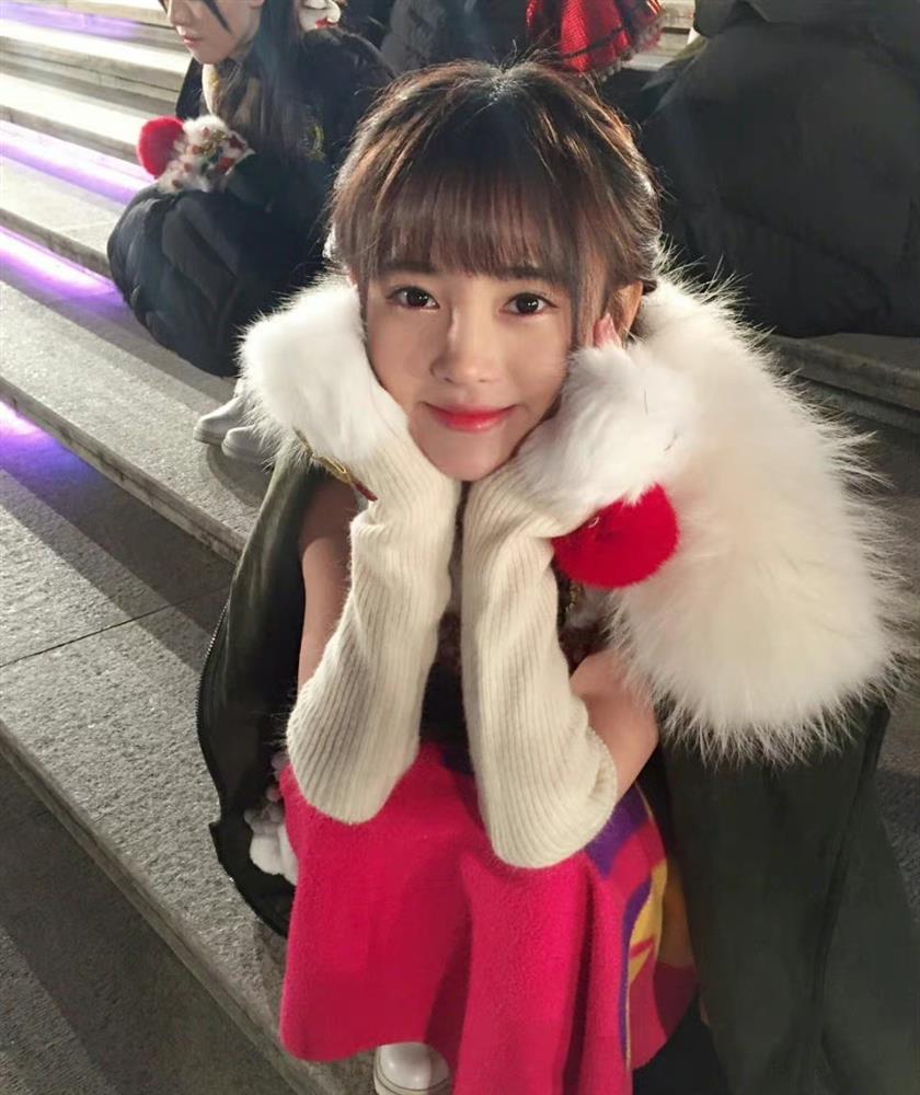 Mặt mũi Cúc Tịnh Y 10 năm trước có gì nổi bật mà lên hotsearch?-7