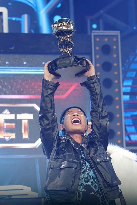 Seachains giành ngôi quán quân Rap Việt mùa 2-1