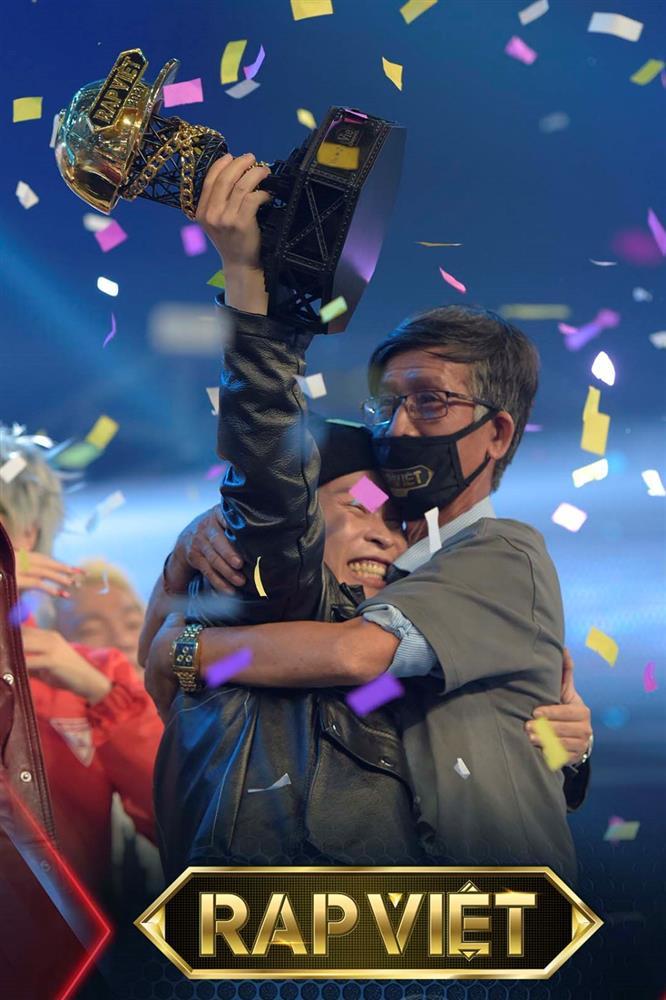 Seachains giành ngôi quán quân Rap Việt mùa 2-2