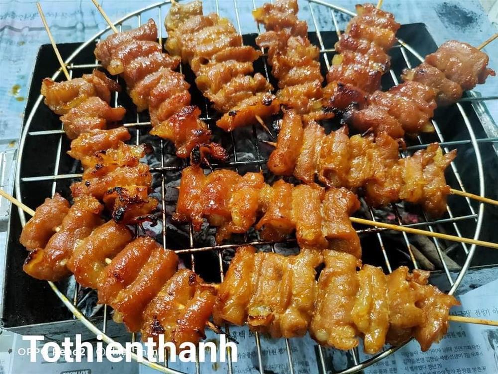 Giải ngán ngày Tết với bún thịt nướng, ăn đến đâu xuýt xoa đến đấy-2