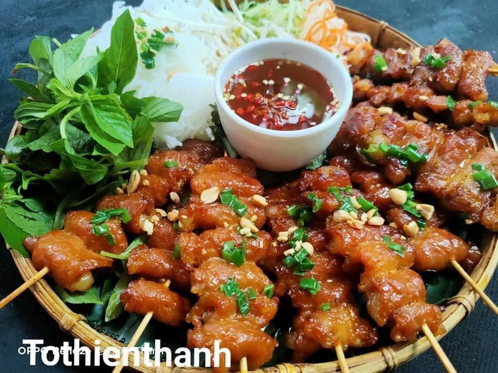 Giải ngán ngày Tết với bún thịt nướng, ăn đến đâu xuýt xoa đến đấy-4