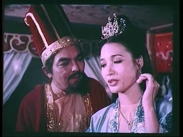 4 cảnh phim nóng thời ông bà anh: Bạo tới mức suýt bị cấm chiếu!-5