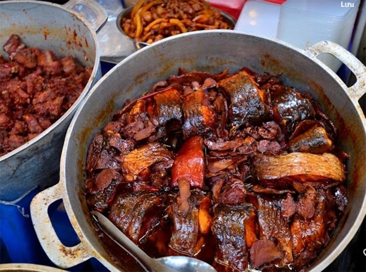 Chợ nhà giàu Hà Nội ngoài gà ngậm hoa hồng còn có 5 món cực ngon-3