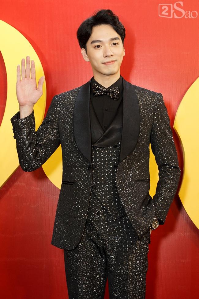 Nhã Phương trực trào vòng 1, chặt đẹp Lan Ngọc và Diễm My 9X-13