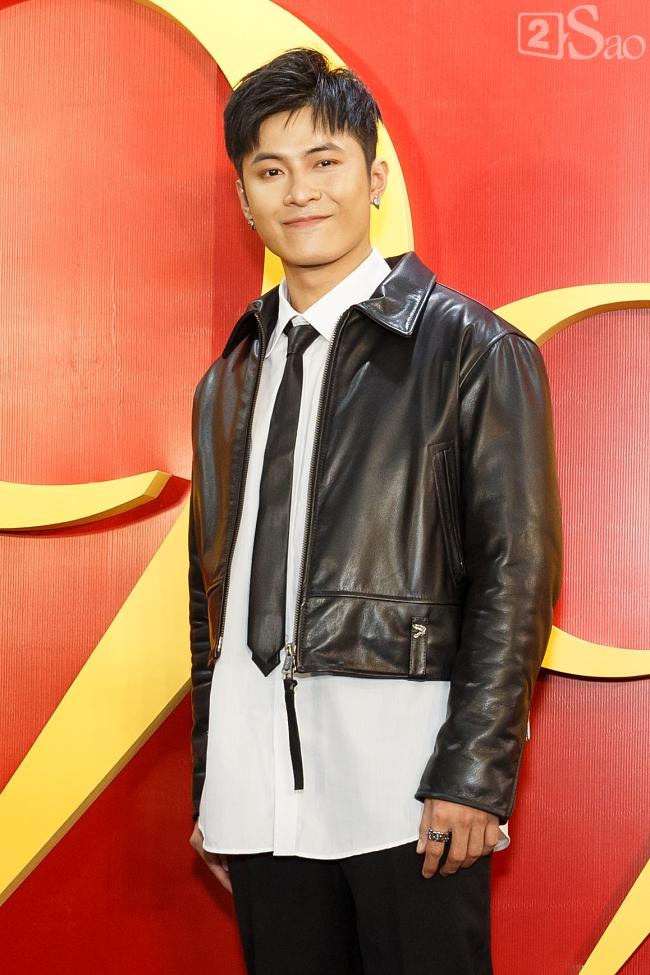 Nhã Phương trực trào vòng 1, chặt đẹp Lan Ngọc và Diễm My 9X-15