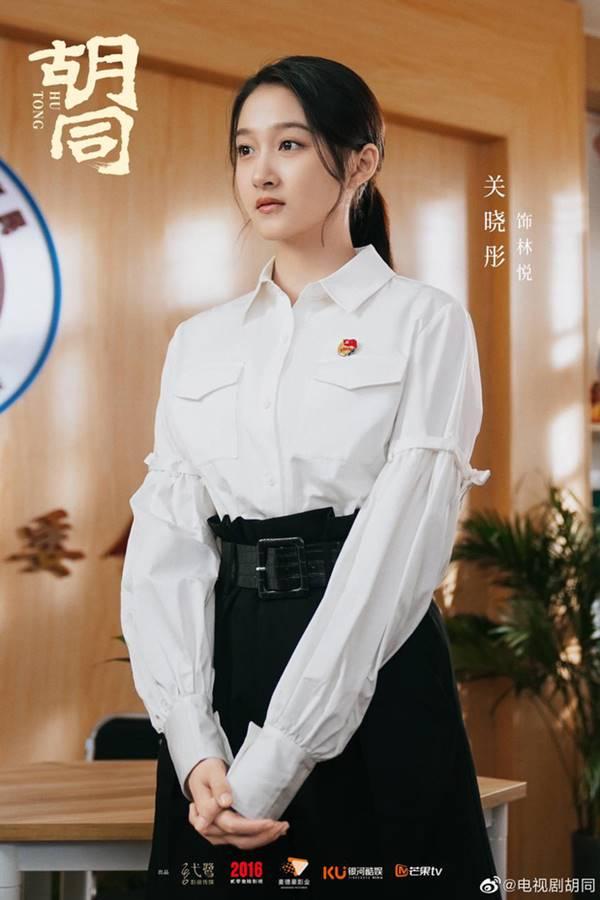 Biểu cảm Triệu Lộ Tư ra sao mà bị ví với búp bê ma Annabelle?-4