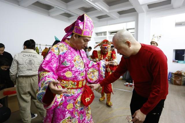 Loạt xiêm y chất chơi của Táo Quân 2022-9