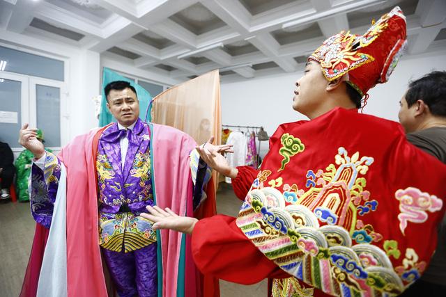 Loạt xiêm y chất chơi của Táo Quân 2022-2