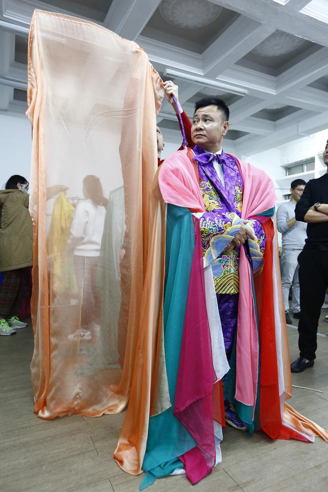 Loạt xiêm y chất chơi của Táo Quân 2022-6