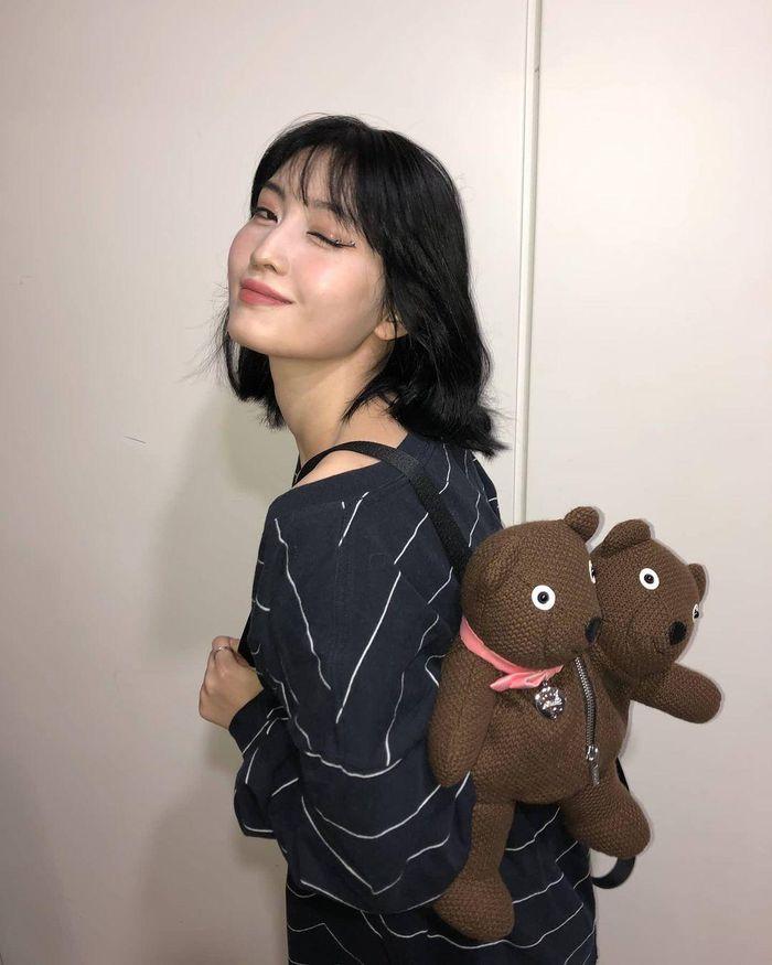 Cắt tóc mái xinh xắn, trẻ trung đón Tết như Taeyeon, Suzy-10