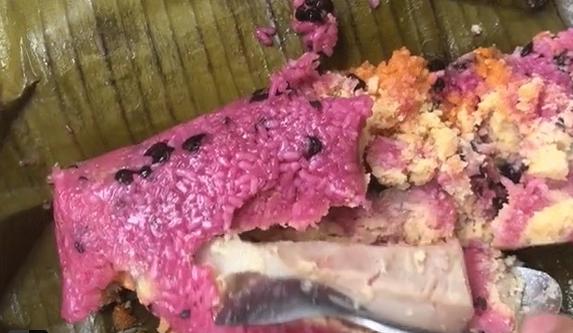 Mua ủng hộ bà bán bánh tét già yếu, về mở ra mới ngã ngửa-1