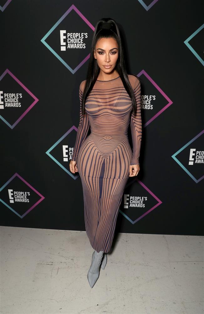 Tóc Tiên đụng hàng Kim Kardashian cùng dàn bom sex thế giới-6