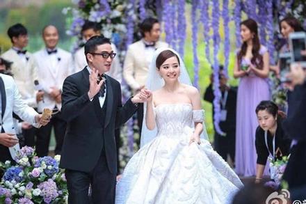 5 cặp khách mời 'dính lời nguyền' từ đám cưới Huỳnh Hiểu Minh