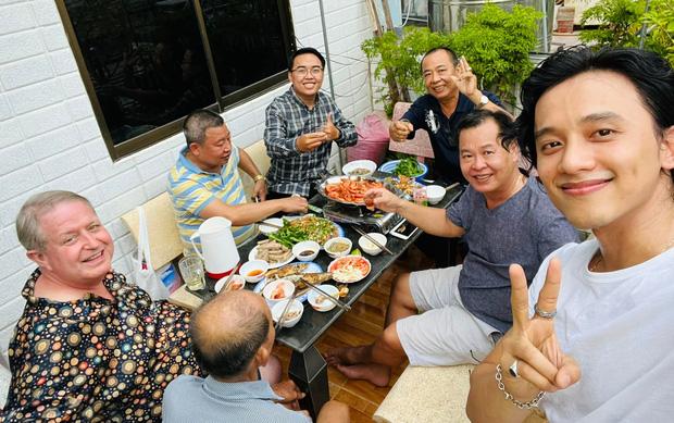 Phản ứng Mai Tài Phến sau khi lộ ảnh về quê ăn Tết cùng Mỹ Tâm?-1