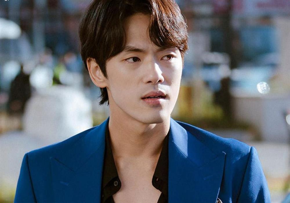 Điện ảnh Hàn 2021: Diễn viên ngã ngựa, phim dính tranh cãi-8