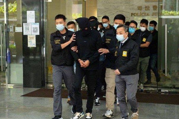 Những nam nhân từng qua đời An Dĩ Hiên, có người bị bạn thân cướp-12