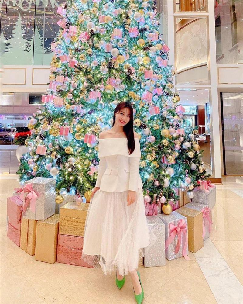 Chiếc váy sến rện của Đỗ Hà có tận 5 cô thi nhau mặc, ai hơn ai?-12