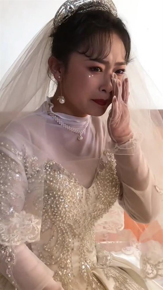 Cô dâu nức nở khóc vì bị bố mẹ bắt xem mặt rồi ép cưới-2