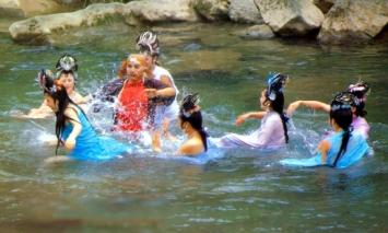 Tây Du Ký 1986: Sự thật cảnh nhạy cảm làm nữ diễn viên khóc-1