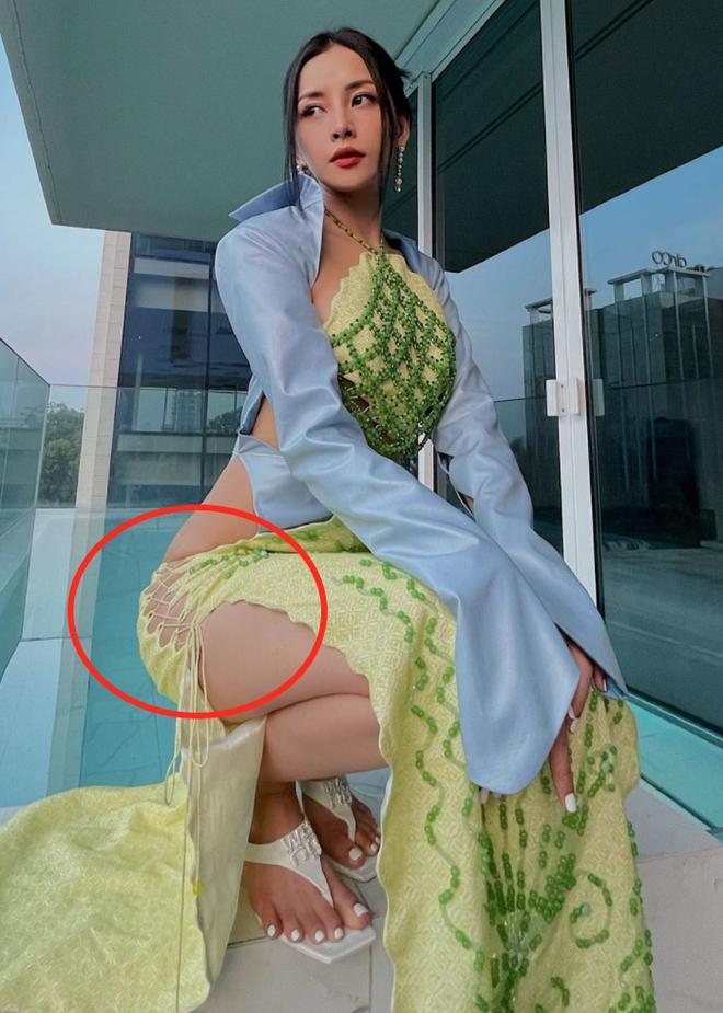 Chi Pu quên sạch nội y trong bộ đồ Đông Tây giao duyên-4