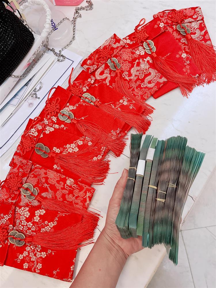 Sao Việt thưởng Tết nhân viên: Người xấp tiền, người rơi lệ-3