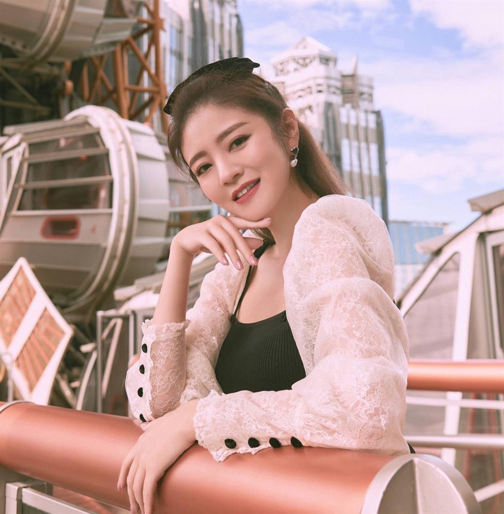 Sự tủi nhục của An Dĩ Hiên sau khi chồng tỷ phú bị bắt-1