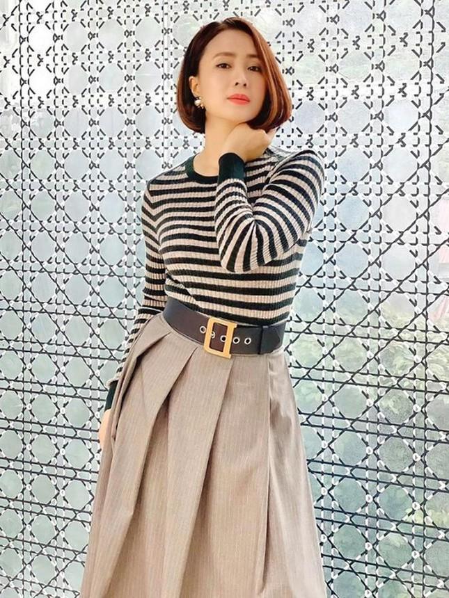 Phương Oanh, Lã Thanh Huyền: Ai đại gia nhất vũ trụ phim VTV?-15