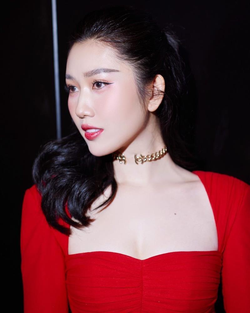 Thúy Ngân: Nói tôi là gà cưng cũng được, nhưng gà này làm nên chuyện-3