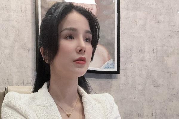 Diệp Lâm Anh đón Tết bên bố mẹ chồng, Đức Phạm chẳng thấy mặt-7