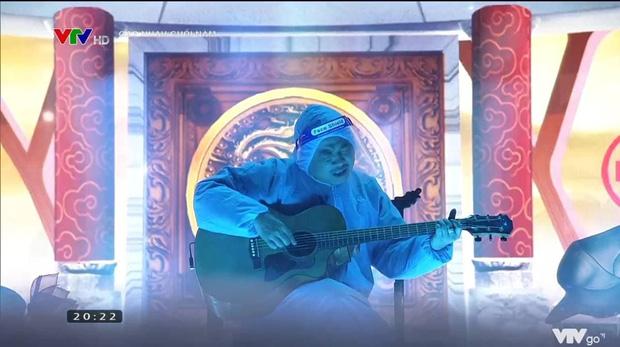 Ngọc Hoàng cosplay Binz xuất hiện cực chất ở Táo Quân 2022-4