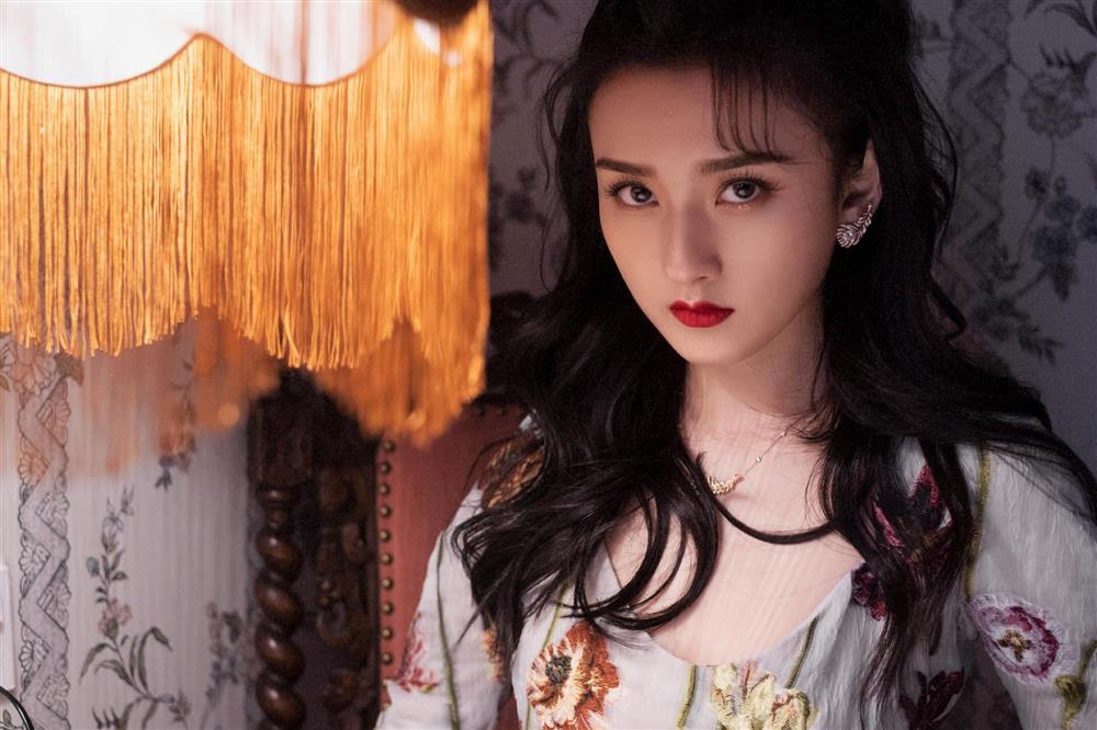 Đọ sắc các quý cô tuổi Dần của làng giải trí Hoa ngữ-9