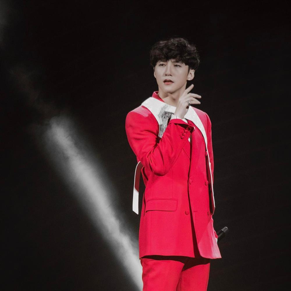 Sao Việt đón giao thừa: Ai cũng hân hoan trừ Võ Hạ Trâm-5