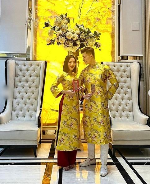 Lệ Quyên diện áo đôi với tình trẻ - cả nhà Hà Hồ đẹp như tranh-2