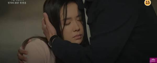 Son Ye Jin mặt trắng bệch, khóc hết nước mắt vì bị bệnh nan y-3