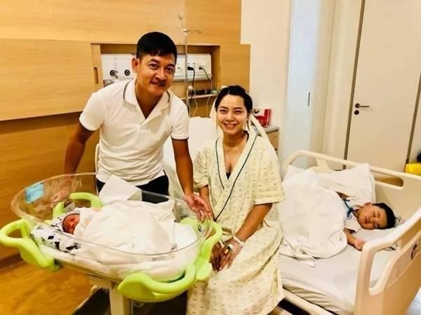 Sao Việt sinh non: Con Hà Hồ dùng ống thở, con Mạc Văn Khoa dưới 2kg-3