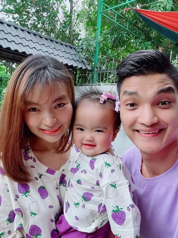 Sao Việt sinh non: Con Hà Hồ dùng ống thở, con Mạc Văn Khoa dưới 2kg-5