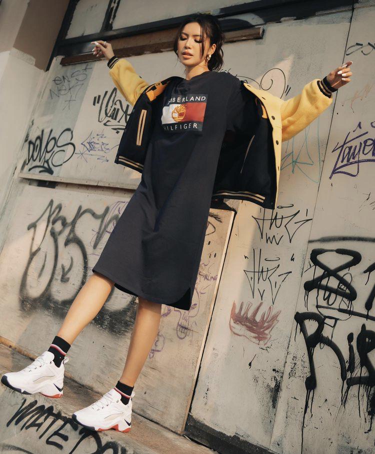 Cường Đô La - Đàm Thu Trang áo dài đôi, Minh Tú lạc quẻ-1