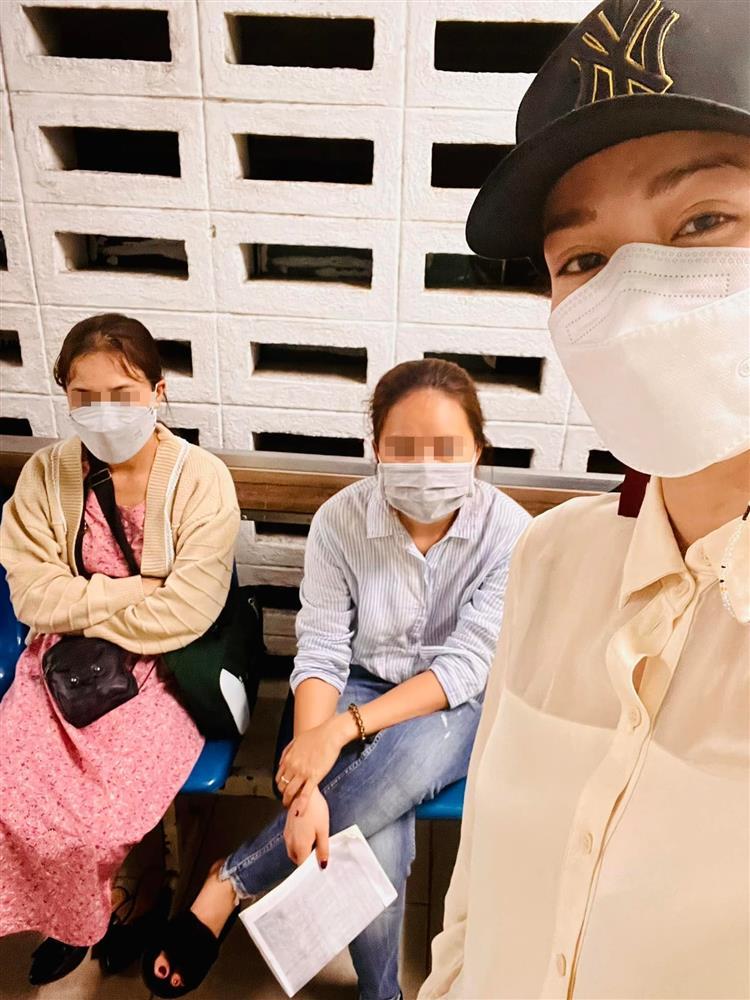 Nhật Kim Anh nhận tin xấu, phải vào viện khuya mùng 2 Tết-3