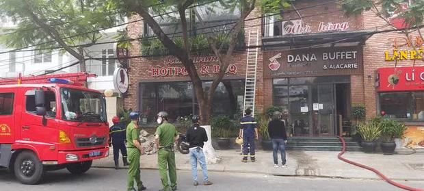 Cháy lớn tại nhà hàng buffet ở trung tâm Đà Nẵng-1