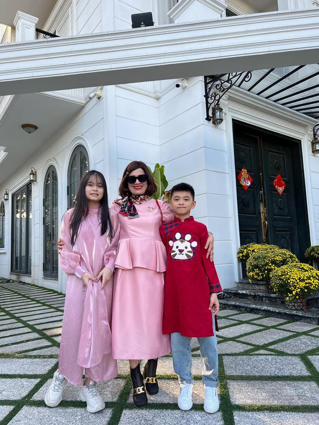 Hằng Túi đăng ảnh chồng cũ lên mạng ngay đầu năm, chuyện gì đây?-2