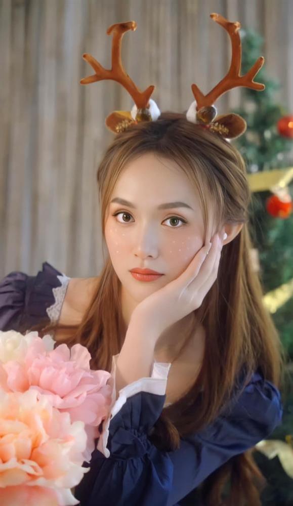 Những lần lộ diện khác lạ của mỹ nhân Việt khiến dân mạng ngơ ngác-6